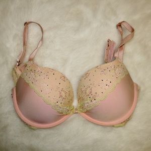 Victoria’s Secret Push-Up Bra